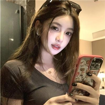 云裳艳曲